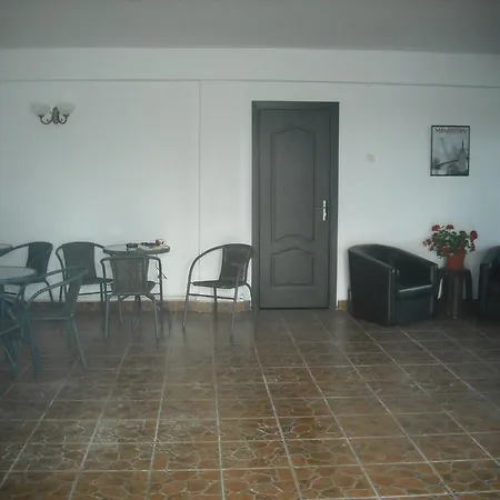 Casa Verona 코스티네스티